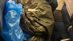 
Бортпроводники пытались провезти в Украину "айфонов" и MacBook на $100 тыс. – прятали в еде и мусоре
