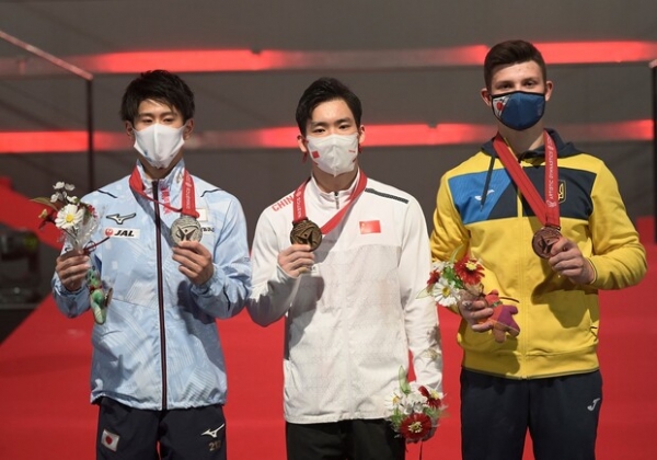 На чемпионате мира: украинский гимнаст Илья Ковтун выиграл "бронзу" в индивидуальном многоборье