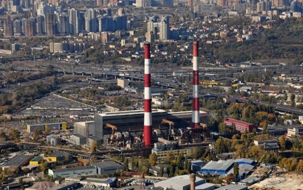 В Киеве начали включать отопление