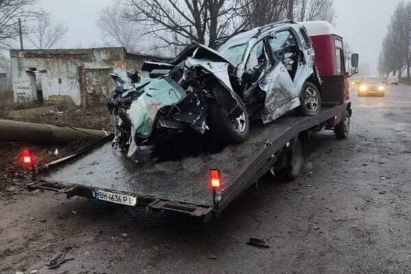 Под Одессой из-за тумана произошло смертельное ДТП: авто разорвало пополам