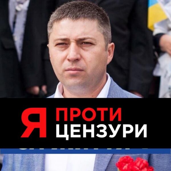 Бессарабский депутат сфотографировался на фоне Путина и теперь его травят бандеровцы Бессарабский депутат сфотографировался на фоне Путина и теперь его травят бандеровцы