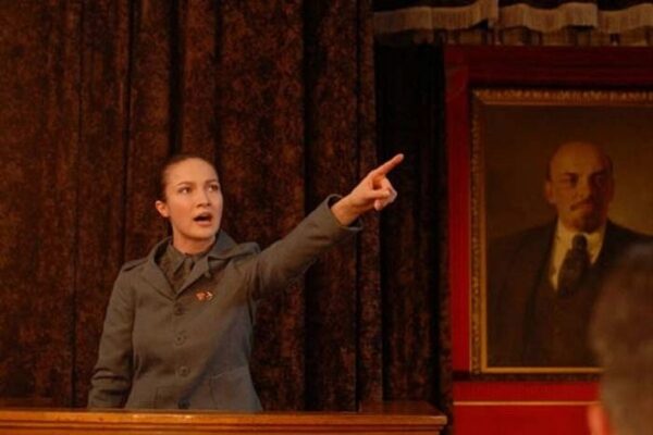 В РФ умерла 40-летняя звезда &laquo;Стиляг&raquo; Евгения Брик