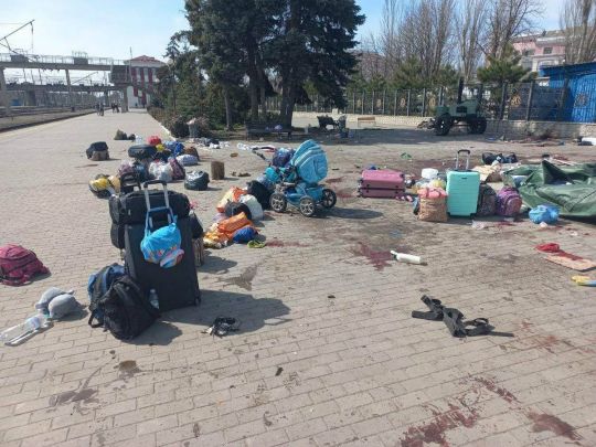 У Краматорську шукають «швидкі» для евакуації поранених на вокзалі до Дніпра
