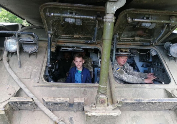 10-летний мальчик из Шепетовки пожертвовал свои сбережения на нужды ВСУ