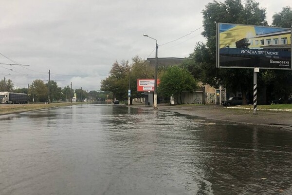 На Одессу снова обрушилась непогода: какие улицы затопило