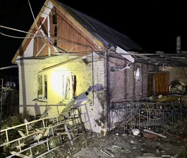 Ворог випустив по мирному Нікополю понад 100 снарядів, серед поранених — шестирічна дівчинка