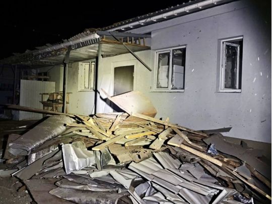 Ворог випустив по мирному Нікополю понад 100 снарядів, серед поранених — шестирічна дівчинка