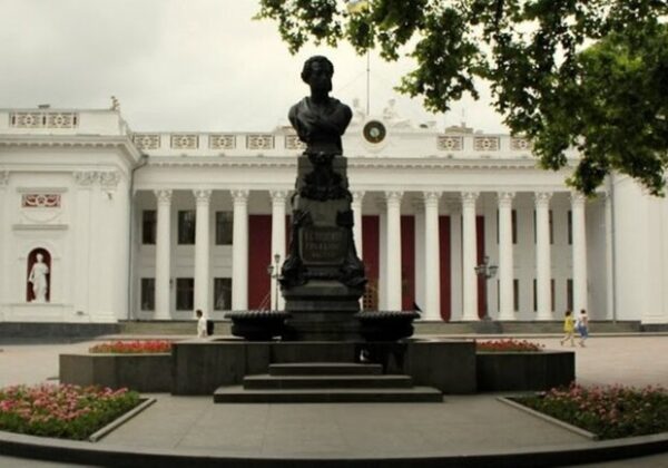 В Одессе снесут памятник Пушкину на Приморском бульваре