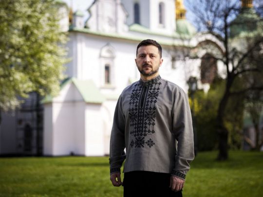 «Кожного разу, хоч би як важко нам було, ми все одно не втрачаємо віри. Бо ця віра — одне в одного»: Зеленський привітав українців з Великоднем (відео)