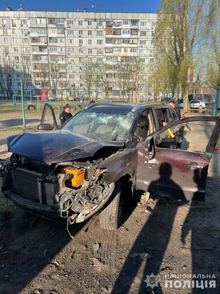 У&nbsp;Дніпрі вибухнув автомобіль із&nbsp;чиновником та&nbsp;його дружиною: не&nbsp;виключено теракт (фото)