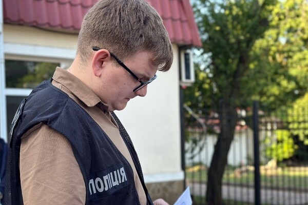 Присвоили почти восемь миллионов гривен: в Одесской области разоблачили коррупционную схему в воинской части