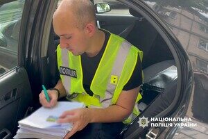 Три тысячи долларов за снятие с розыска: в Одесской области задержали заместителя начальника ТЦК Три тысячи долларов за снятие с розыска: в Одесской области задержали заместителя начальника ТЦК