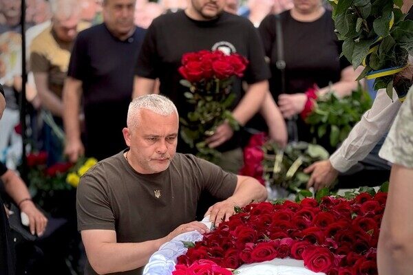 В Одессе провели в последний путь военного и директора авиаклуба Константина Оборина