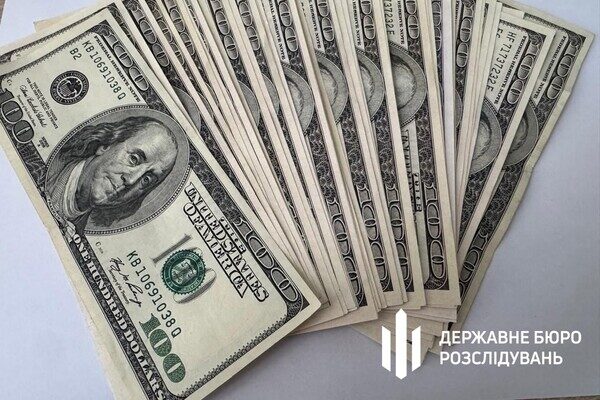 Семь тысяч долларов за избежание службы: в Одесской области разоблачили правоохранителей и чиновника ТЦК Семь тысяч долларов за избежание службы: в Одесской области разоблачили правоохранителей и чиновника ТЦК