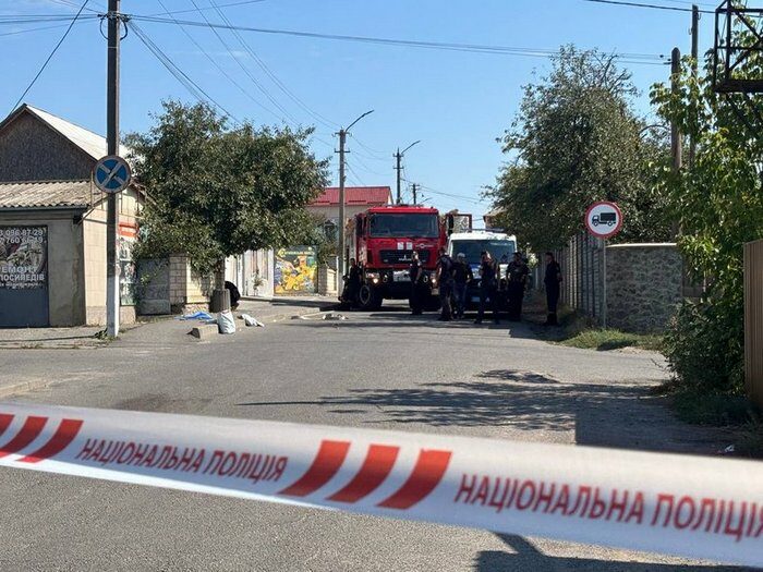 Жінки плакали, кричали, що&nbsp;вбивця &laquo;зарізав хлопчиків, як&nbsp;телят&raquo;: подробиці вбивства на&nbsp;Вінниччині двох старшокласників їхнім вчителем