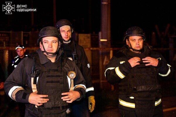 Повреждения домов и газовой трубы: последствия ночной атаки на Одесчину (обновлено)