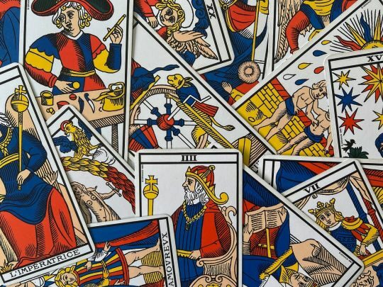 Близнюкам&nbsp;&mdash; &laquo;Двійка мечів&raquo; та&nbsp;сумніви, Терезам&nbsp;&mdash; &laquo;Шістка Жезлів&raquo; та&nbsp;гарні новини: Таро-прогноз на&nbsp;13 грудня