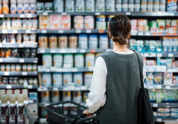 "Зимнюю тысячу" теперь можно тратить на продукты: где и как работает новая опция "Зимнюю тысячу" теперь можно тратить на продукты: где и как работает новая опция