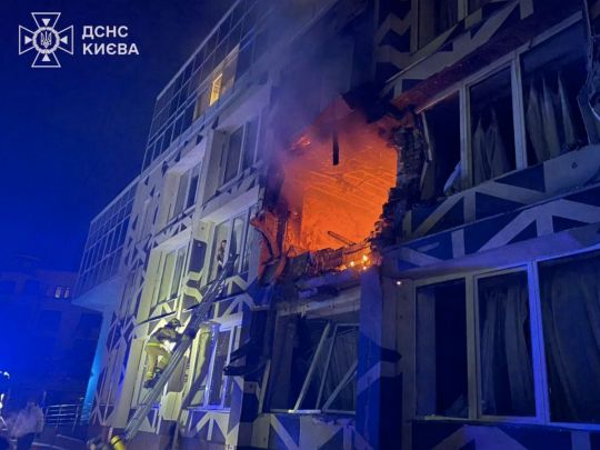 Київ та&nbsp;Чернігів атаковані росіянами вночі: є&nbsp;жертви (фото)