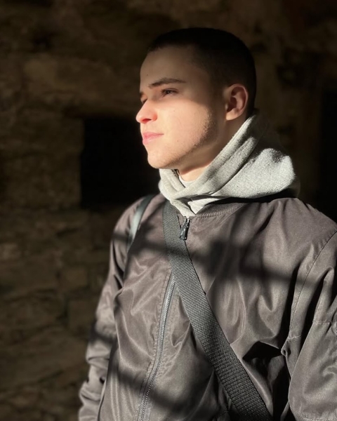 &laquo;Планували весілля під час його відпустки, а&nbsp;я&nbsp;вдягла чорну хустину&raquo;: історія 21-річного офіцера, який ще&nbsp;курсантом став на&nbsp;захист країни