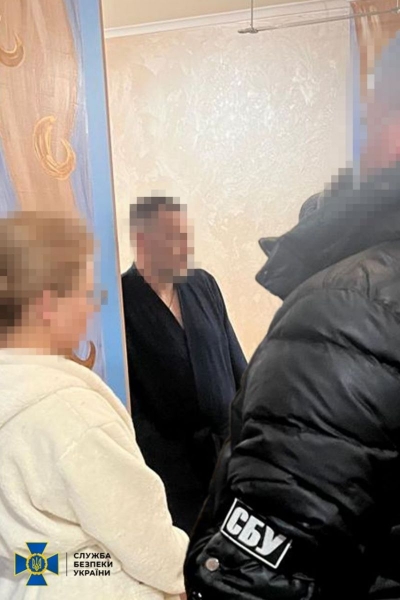 &laquo;Розводили&raquo; та&nbsp;&laquo;кидали&raquo;: як&nbsp;помічники народних депутатів наживалися на&nbsp;ухилянтах (фото)