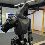 Американських бойових роботів-гуманоїдів протестували на фронті в Україні (фото)