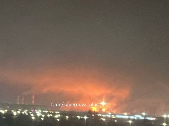 У&nbsp;росії українські дрони підпалили стратегічний хімзавод (фото, відео)