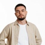 «Найбільше мене дивують люди, які нічого не роблять, але знають, як мають жити всі інші»: Ігор Целип про диванних експертів та втому українців